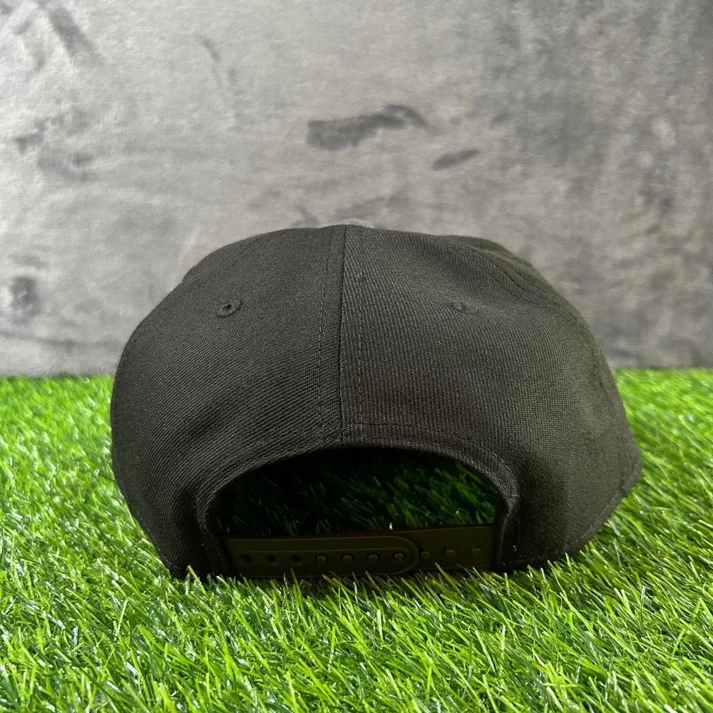 New Era 9FIFTY Philadelphia 76ers Hat Mens One Size Black‎ Graphite Snapback NWT